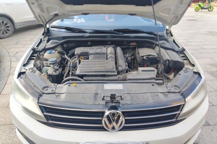 Used Volkswagen Sagitar 2017 230TSI Automatic Comfort Version Engine Bay