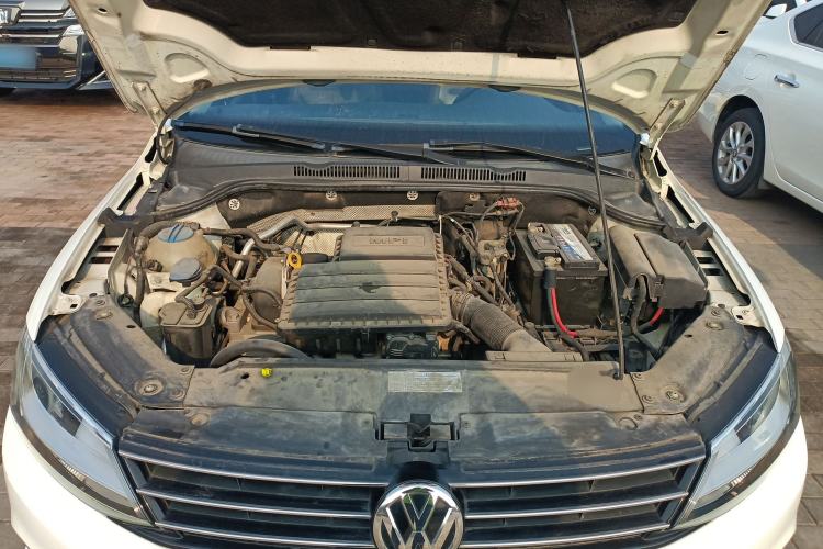Used Volkswagen Sagitar 2017 1.6L Automatic Comfort Model Engine Bay
