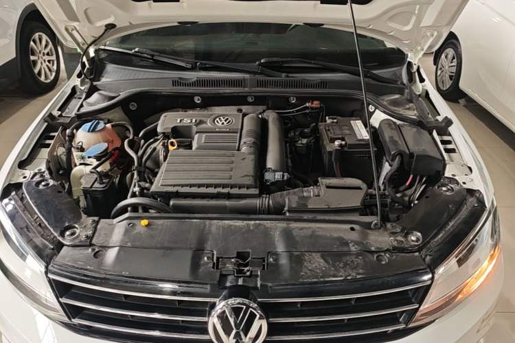 Used Volkswagen Sagitar 2017 230TSI Automatic Comfort Version Engine Bay