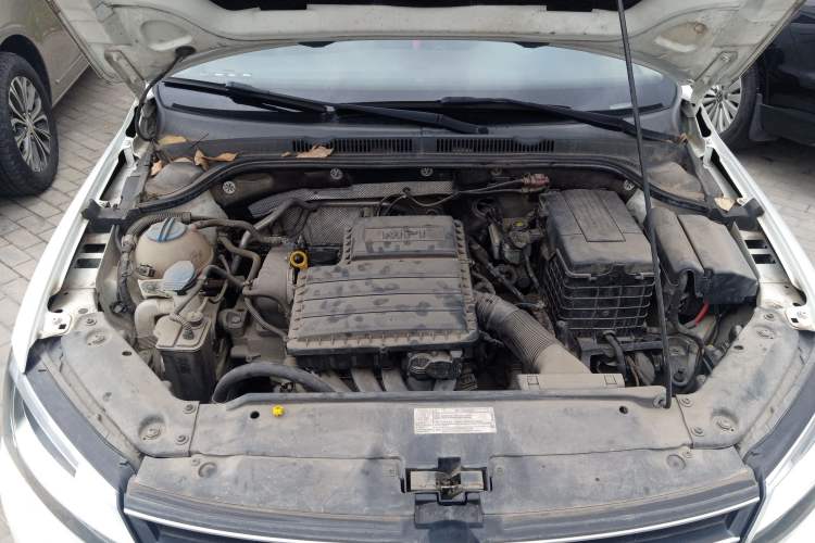 Used Volkswagen Sagitar 2017 1.6L Automatic Comfort Model Engine Bay
