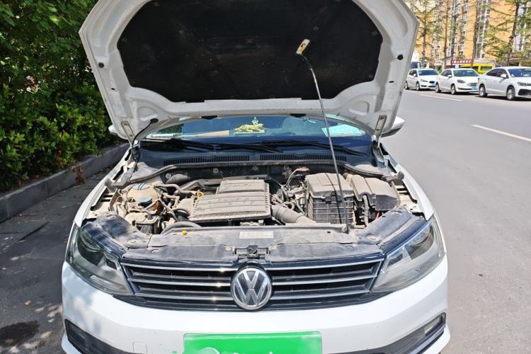 Used Volkswagen Sagitar 2017 1.6L Automatic Comfort Model Engine Bay