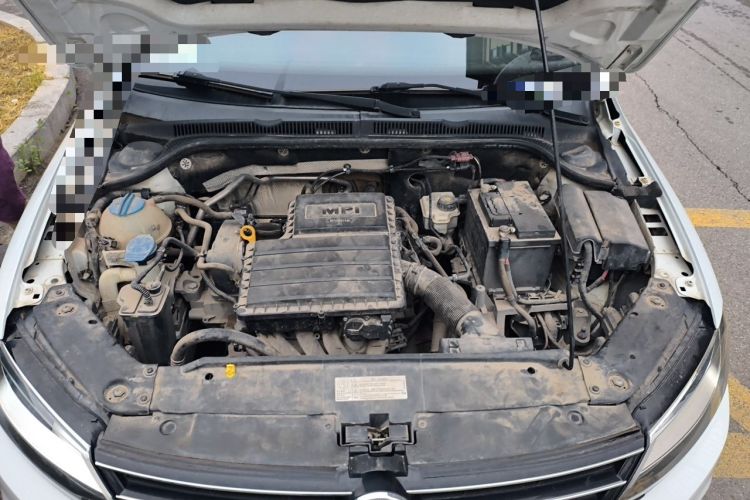 Used Volkswagen Sagitar 2017 1.6L Manual Comfort Model Engine Bay