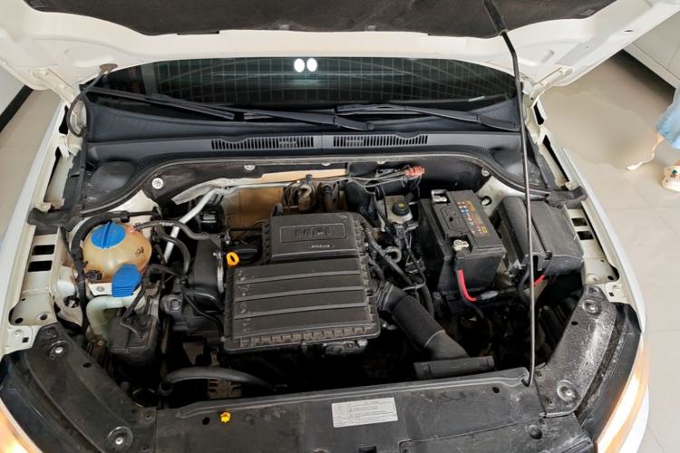 Used Volkswagen Sagitar 2017 1.6L Automatic Comfort Model Engine Bay