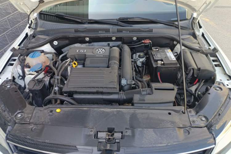 Used Volkswagen Sagitar 2017 230TSI Automatic Comfort Version Engine Bay
