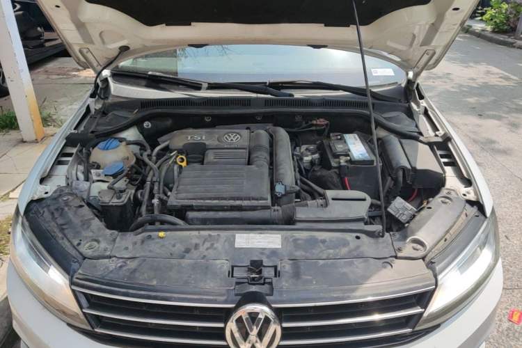 Used Volkswagen Sagitar 2017 230TSI Automatic Comfort Version Engine Bay
