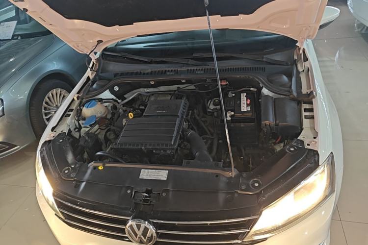 Used Volkswagen Sagitar 2017 1.6L Automatic Comfort Model Engine Bay