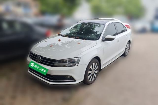 Used Volkswagen Sagitar 2017 230TSI Automatic Comfort Version