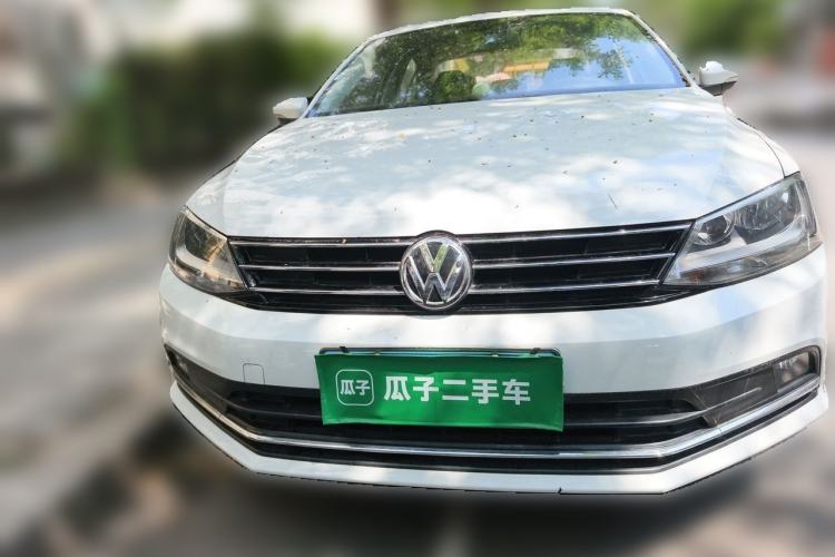 Used Volkswagen Sagitar 2017 1.6L Manual Comfort Model Exterior 1