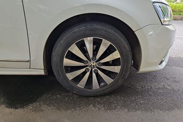 Used Volkswagen Sagitar 2017 1.6L Automatic Comfort Model Exterior 1