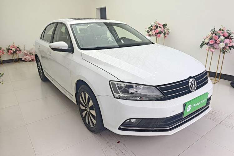 Used Volkswagen Sagitar 2017 1.6L Automatic Comfort Model Exterior 1