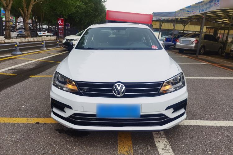 Used Volkswagen Sagitar 2017 280TSI Automatic R-Line Exterior 1