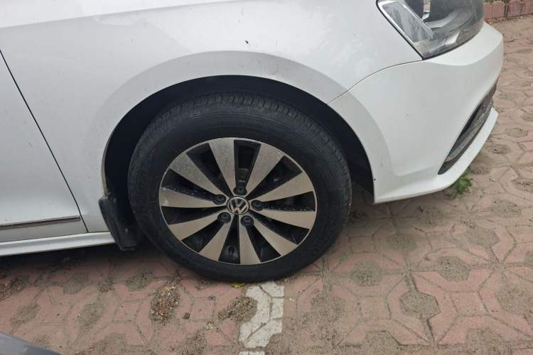 Used Volkswagen Sagitar 2017 1.6L Manual Comfort Model Exterior 1