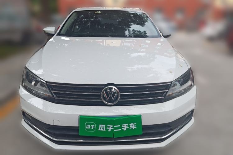 Used Volkswagen Sagitar 2017 230TSI Automatic Comfort Version Exterior 1