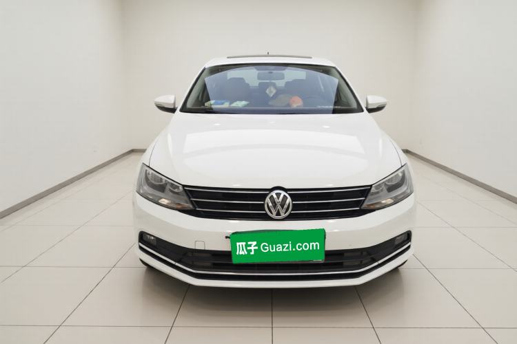 Used Volkswagen Sagitar 2017 1.6L Manual Comfort Model Exterior 1