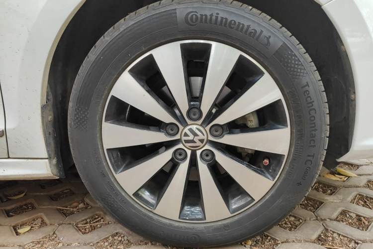 Used Volkswagen Sagitar 2017 1.6L Automatic Comfort Model Exterior 1