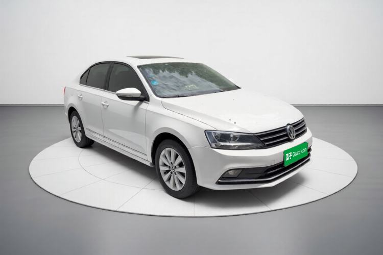 Used Volkswagen Sagitar 2017 1.6L Manual Comfort Model Exterior 2