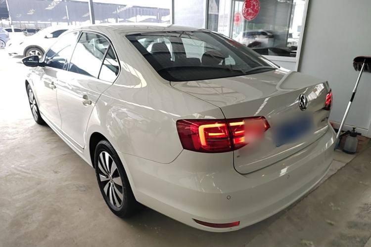 Used Volkswagen Sagitar 2017 1.6L Automatic Comfort Model Exterior 2
