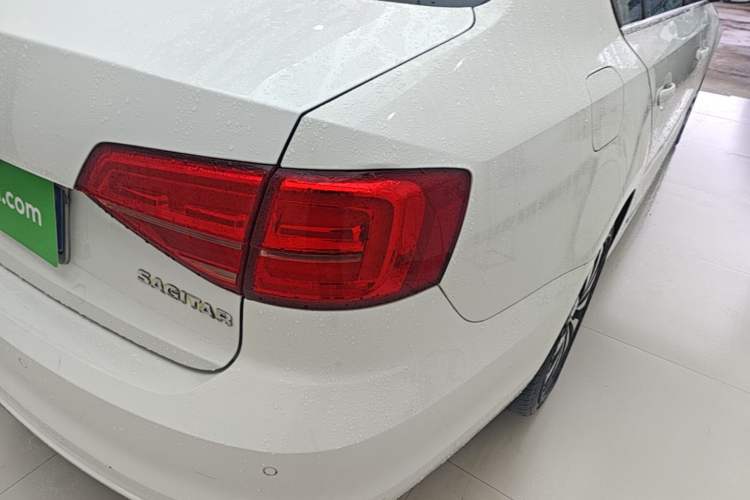 Used Volkswagen Sagitar 2017 1.6L Automatic Comfort Model Exterior 3