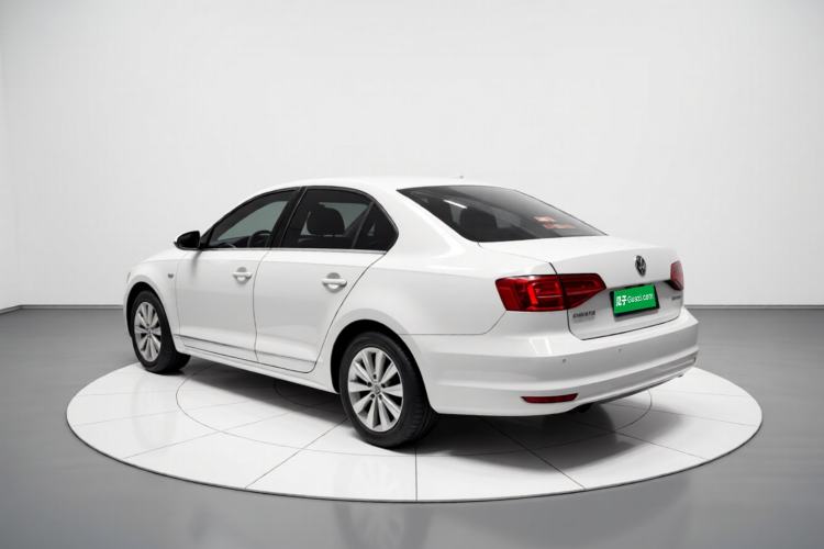 Used Volkswagen Sagitar 2017 1.6L Manual Comfort Model Exterior 3