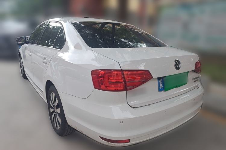 Used Volkswagen Sagitar 2017 230TSI Automatic Comfort Version Exterior 3