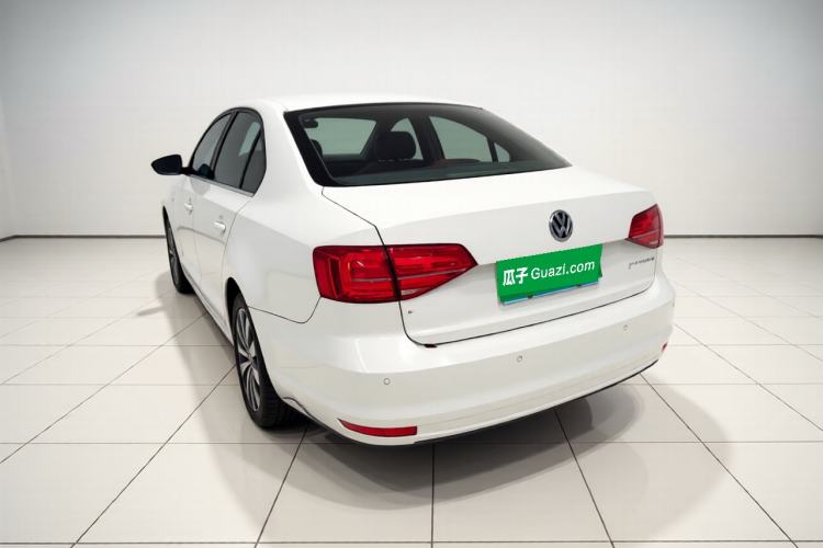 Used Volkswagen Sagitar 2017 230TSI Automatic Comfort Version Exterior 3