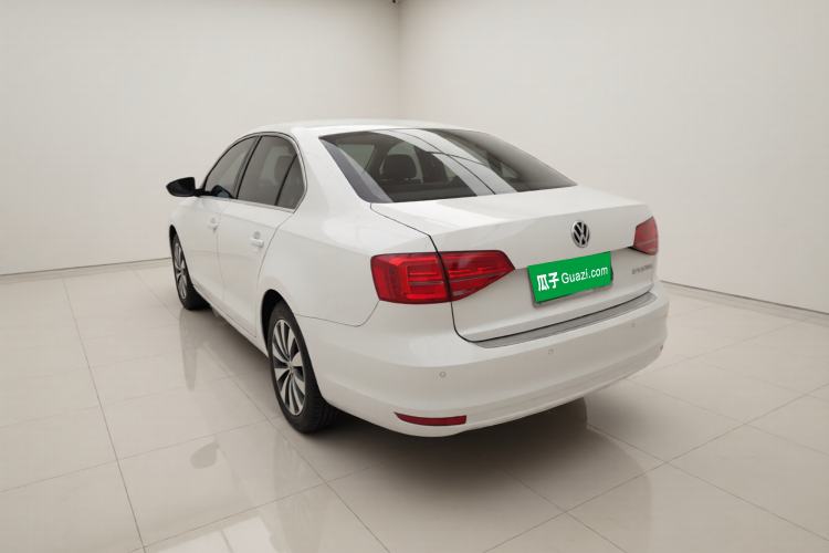 Used Volkswagen Sagitar 2017 1.6L Manual Comfort Model Exterior 3