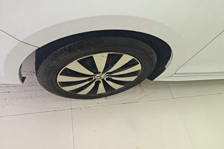 Used Volkswagen Sagitar 2017 1.6L Automatic Comfort Model Exterior 4