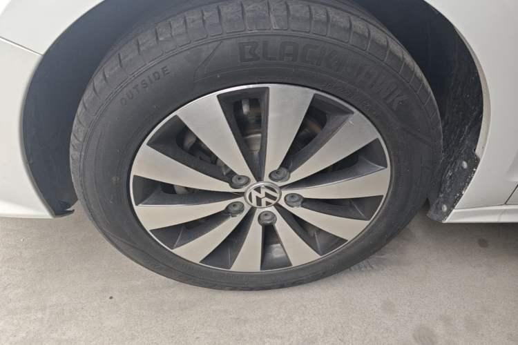 Used Volkswagen Sagitar 2017 1.6L Automatic Comfort Model Exterior 4