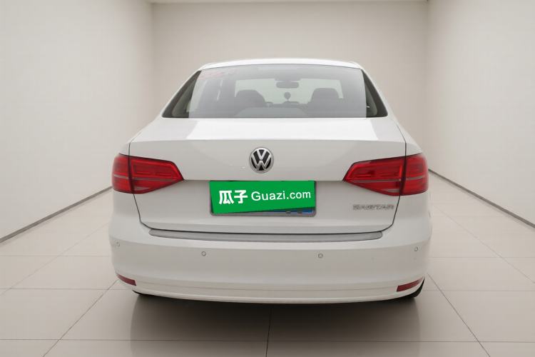 Used Volkswagen Sagitar 2017 1.6L Manual Comfort Model Exterior 4