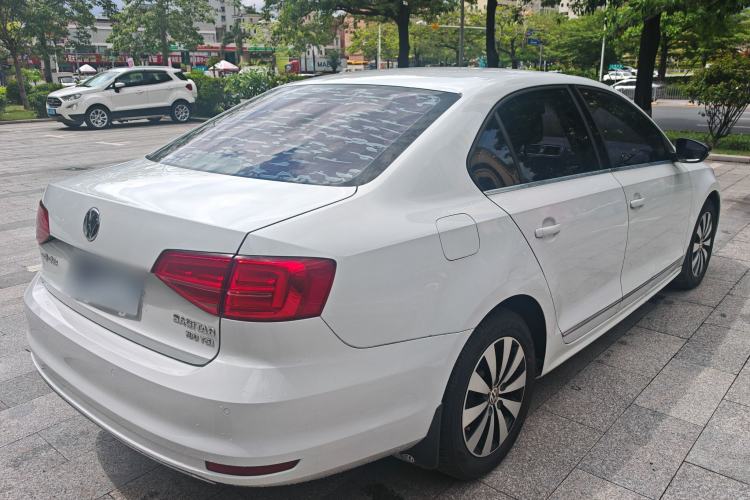 Used Volkswagen Sagitar 2017 180TSI Automatic Luxury Edition Exterior 5