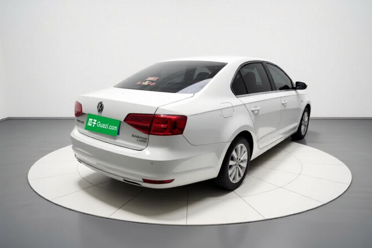 Used Volkswagen Sagitar 2017 1.6L Manual Comfort Model Exterior 5