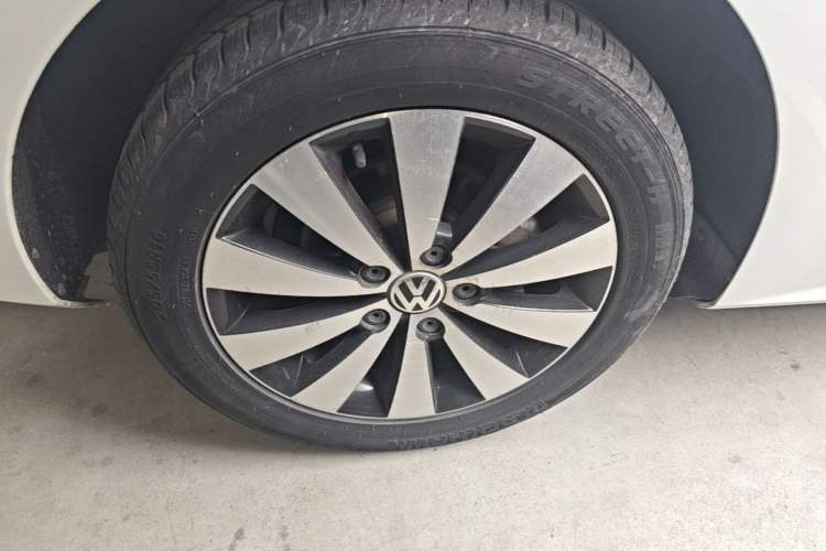 Used Volkswagen Sagitar 2017 1.6L Automatic Comfort Model Exterior 5