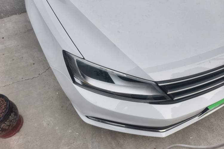 Used Volkswagen Sagitar 2017 230TSI Automatic Comfort Version Exterior 6
