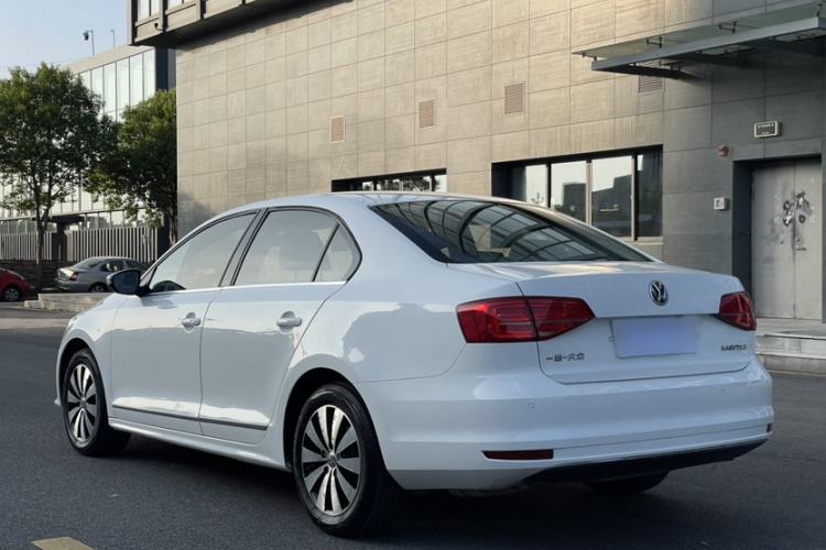 Used Volkswagen Sagitar 2017 1.6L Automatic Comfort Model Exterior 8
