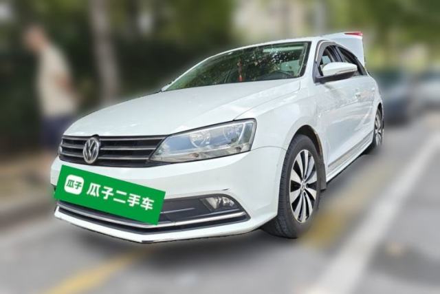 Ojetý Volkswagen Sagitar 2017 1.6L Automatic Comfort Model