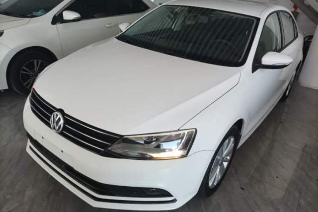 Used Volkswagen Sagitar 2017 1.6L Automatic Fashion Model