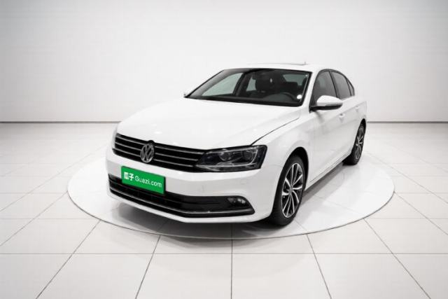 Ojetý Volkswagen Sagitar 2017 1.6L Manual Comfort Model