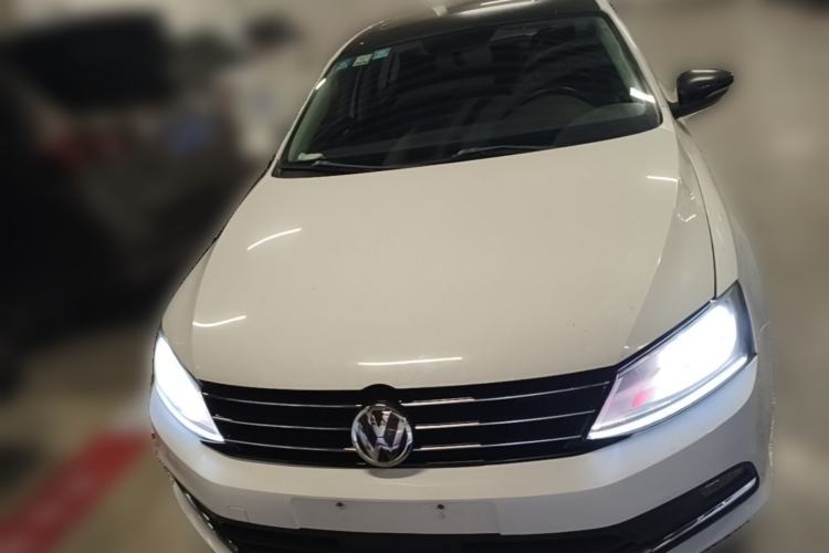 Used Volkswagen Sagitar 2017 230TSI Automatic Comfort Version Front