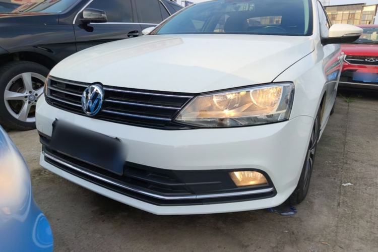 Used Volkswagen Sagitar 2017 1.6L Automatic Comfort Model Front