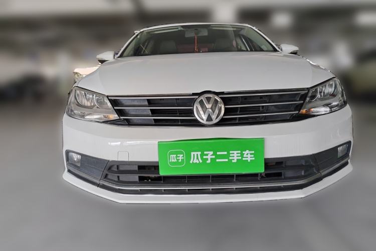 Used Volkswagen Sagitar 2017 230TSI Automatic Comfort Version Front