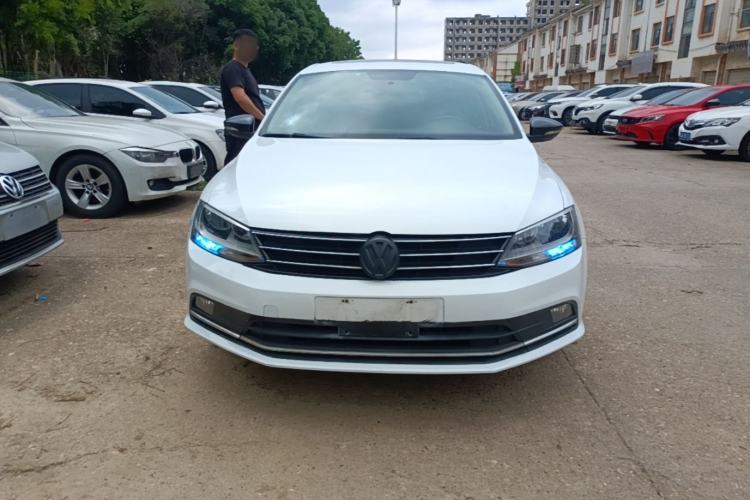 Used Volkswagen Sagitar 2017 1.6L Automatic Comfort Model Front