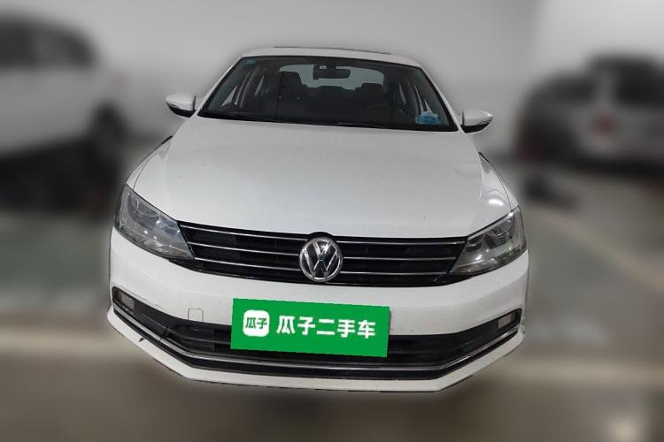 Used Volkswagen Sagitar 2017 180TSI Automatic Luxury Edition Front