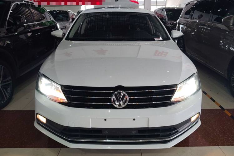 Used Volkswagen Sagitar 2017 1.6L Automatic Comfort Model Front