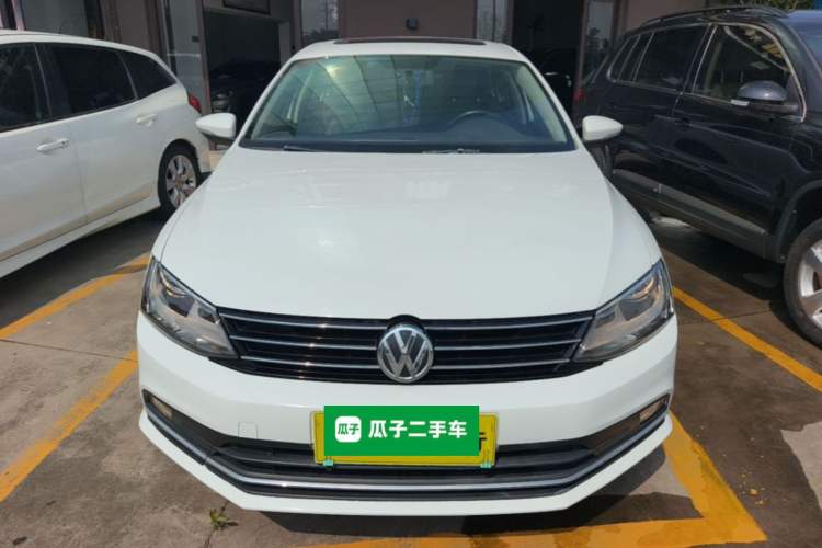 Used Volkswagen Sagitar 2017 1.6L Automatic Comfort Model Front
