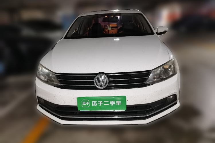 Used Volkswagen Sagitar 2017 230TSI Automatic Comfort Version Front