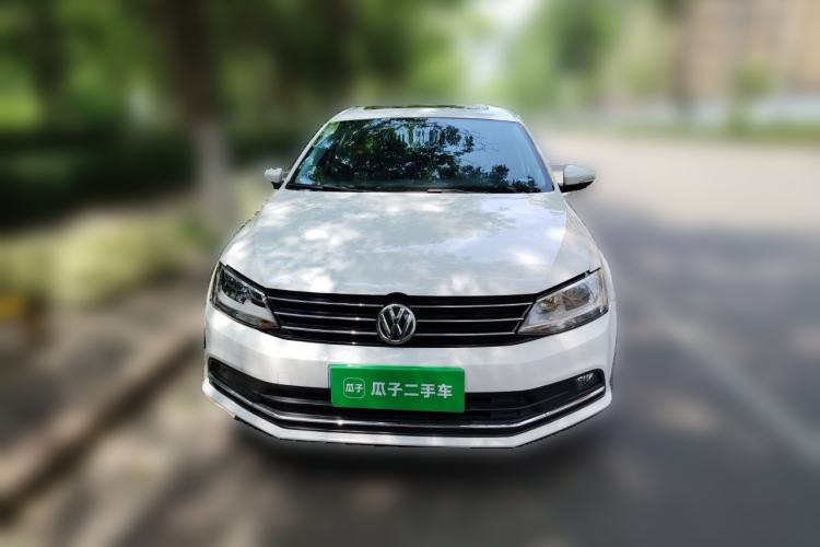 Used Volkswagen Sagitar 2017 230TSI Automatic Comfort Version Front