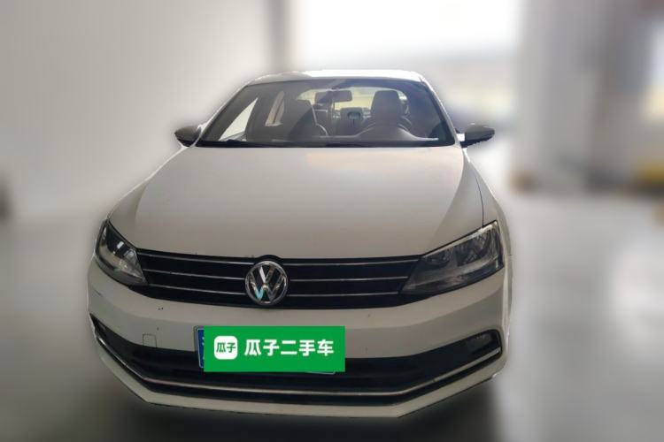 Used Volkswagen Sagitar 2017 230TSI Automatic Comfort Version Front