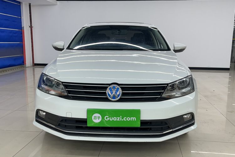 Used Volkswagen Sagitar 2017 230TSI Automatic Comfort Version Front