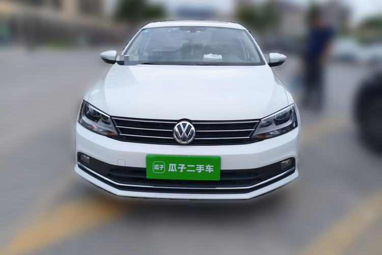 Used Volkswagen Sagitar 2017 1.6L Automatic Comfort Model Front