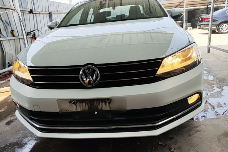 Used Volkswagen Sagitar 2017 180TSI Automatic Leading Model Front
